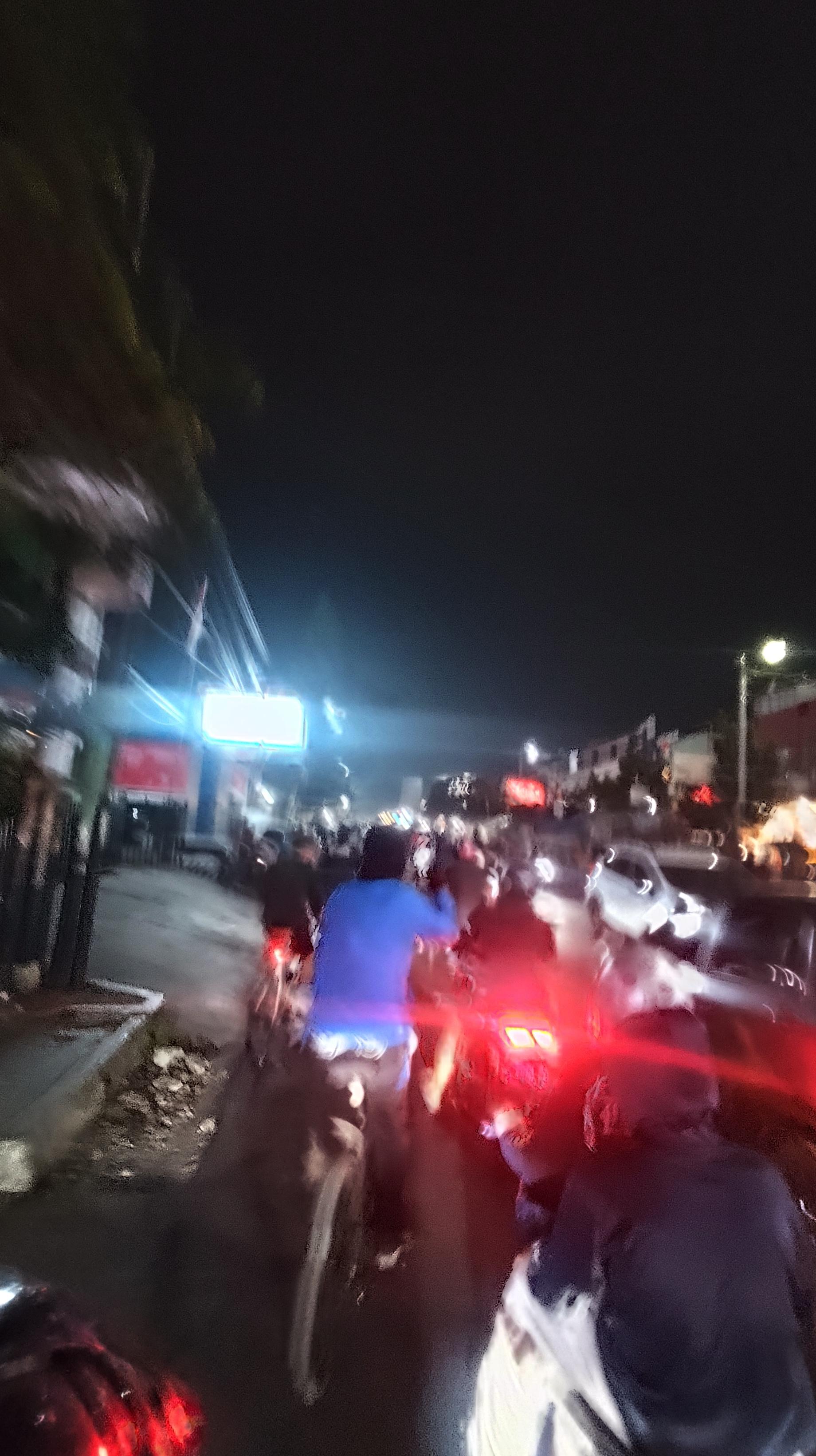 390302.jpg