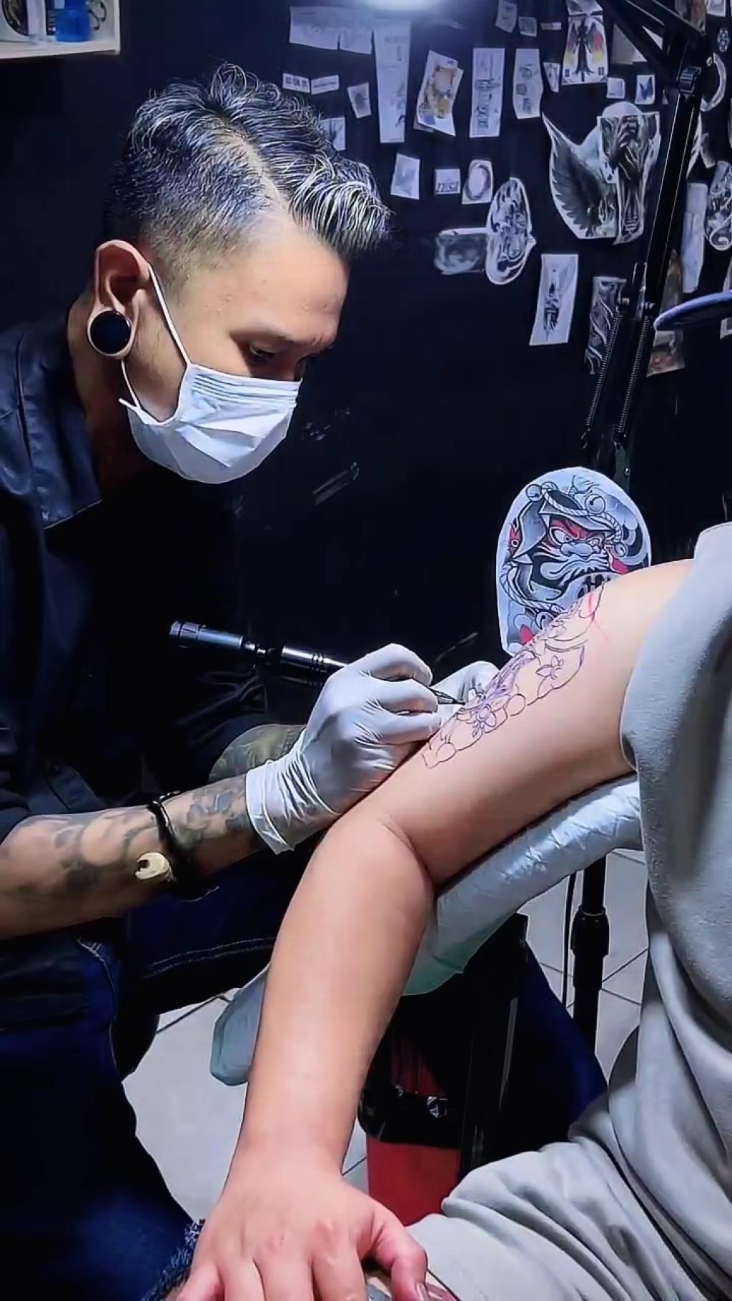 Obank Ink Tattoo: Dua Dekade Menorehkan Cerita di Atas Kulit
