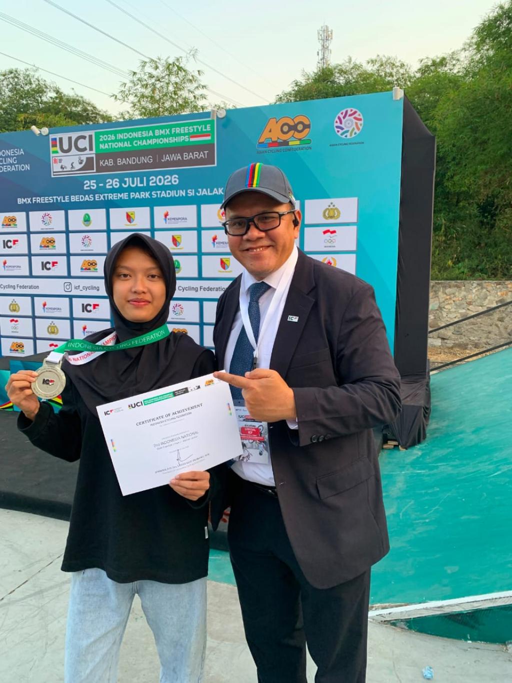Kisah Aurellia, Siswi SMKN 1 Garut Juara Nasional BMX