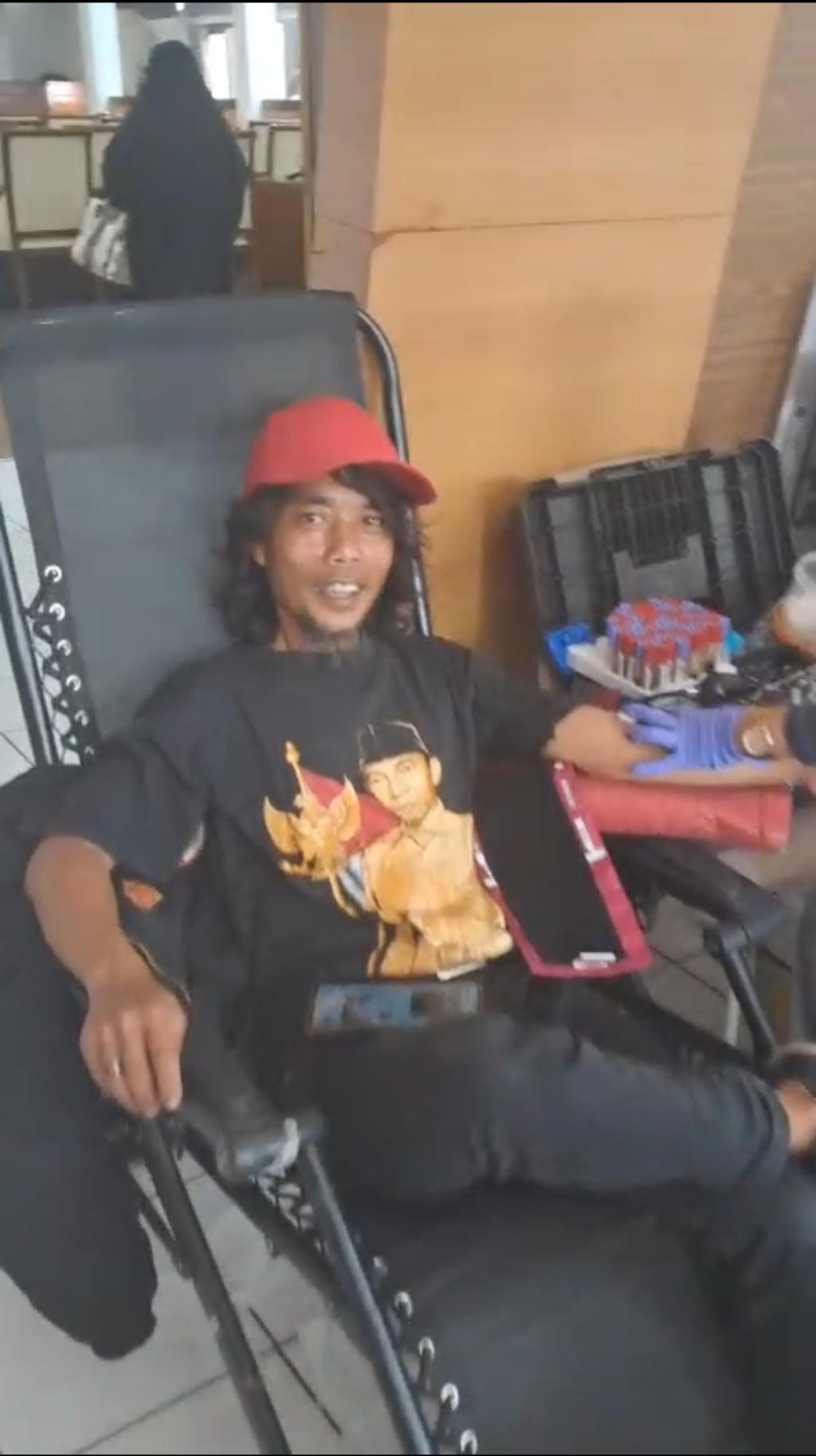 Di Hari Lahir Bung Karno, Bung Fey Donorkan Darah untuk Sesama di DPRD Garut